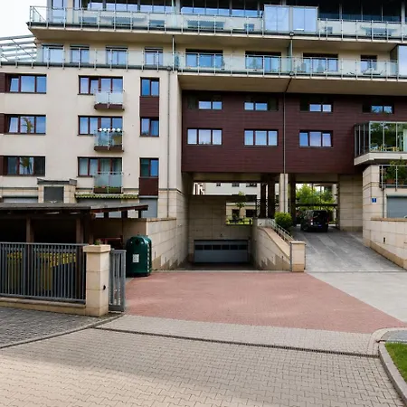 Apartmán Lovely By The Vistula River Wawel Castle View Swimming Pool Sauna Gym Parking *