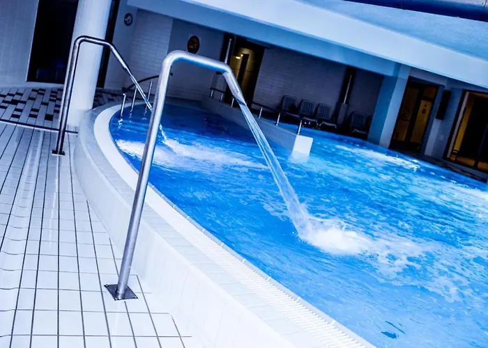 Lovely By The Vistula River Wawel Castle View Swimming Pool Sauna Gym Parking 克拉科夫