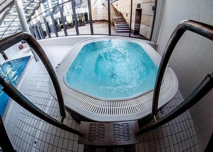 Lovely By The Vistula River Wawel Castle View Swimming Pool Sauna Gym Parking 公寓