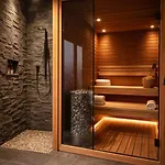 Lovely By The Vistula River Wawel Castle View Swimming Pool Sauna Gym Parking * Краков