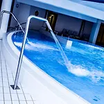 Lovely By The Vistula River Wawel Castle View Swimming Pool Sauna Gym Parking Краков