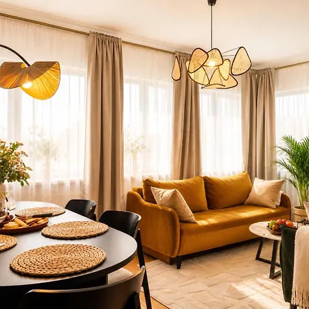Lovely By The Vistula River Wawel Castle View Swimming Pool Sauna Gym Parking アパート